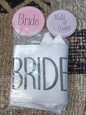 $4 Add-on New Bride to Be Sash & 2 Pins (3 Pieces)